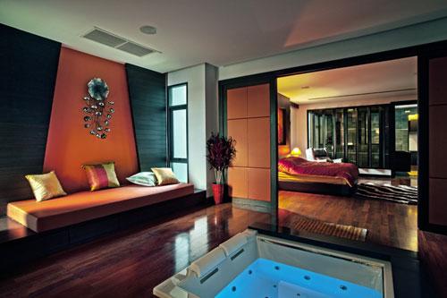 Master Bedroom's private lounge and Jacuzzi